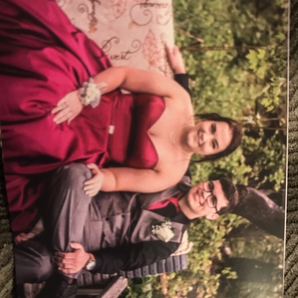 PROM DRESS - Picture 5 of 5